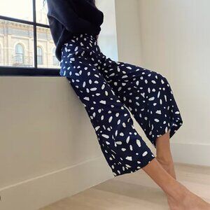 Aritzia Wilfred Faun Wide Legged Cropped Pants